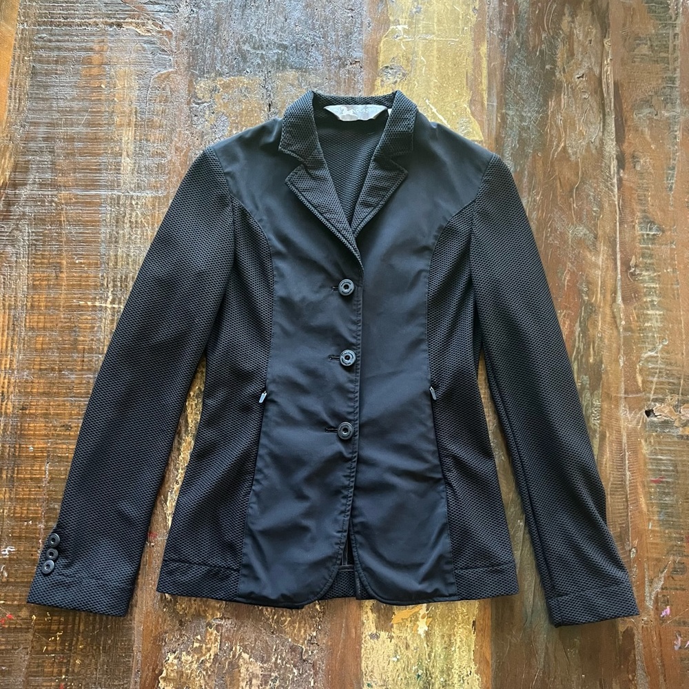 RJ Classic Mesh Show Jacket
